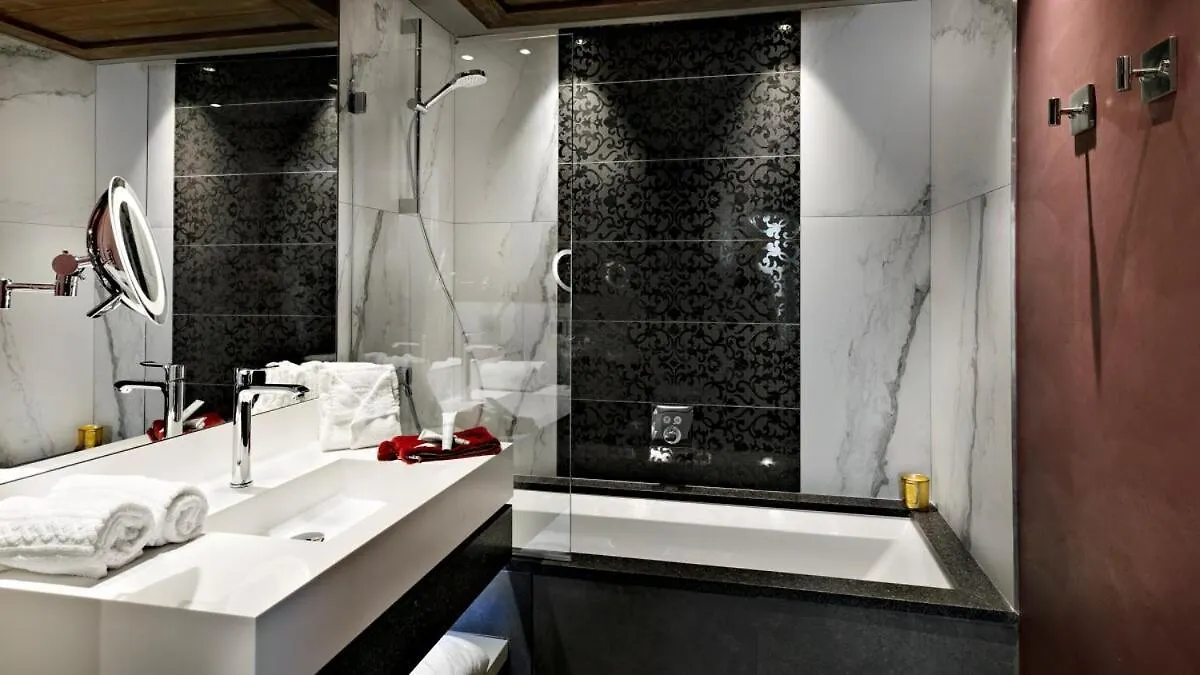 Mgm Hotels & Residences - Hotel Les Suites D'Alexane Samoens 4*,