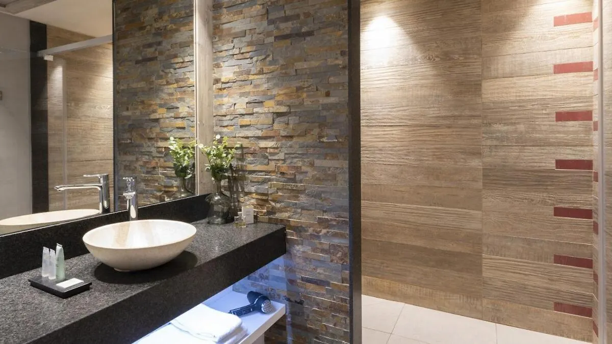 Mgm Hotels & Residences - Hotel Les Suites D'Alexane Samoens