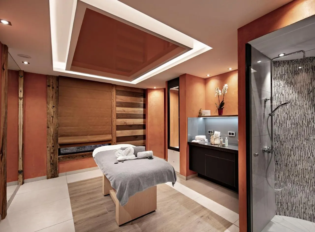 Mgm Hotels & Residences - Hotel Les Suites D'Alexane Samoens